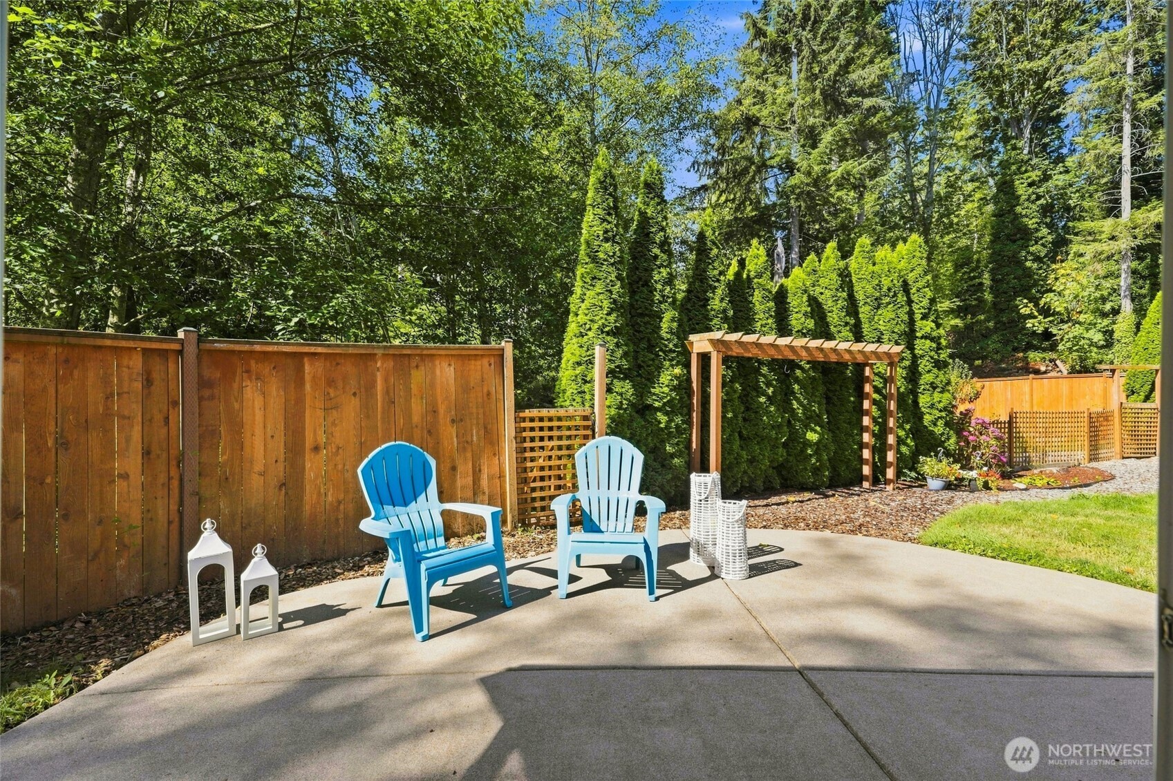 1666 Vine Maple Lane