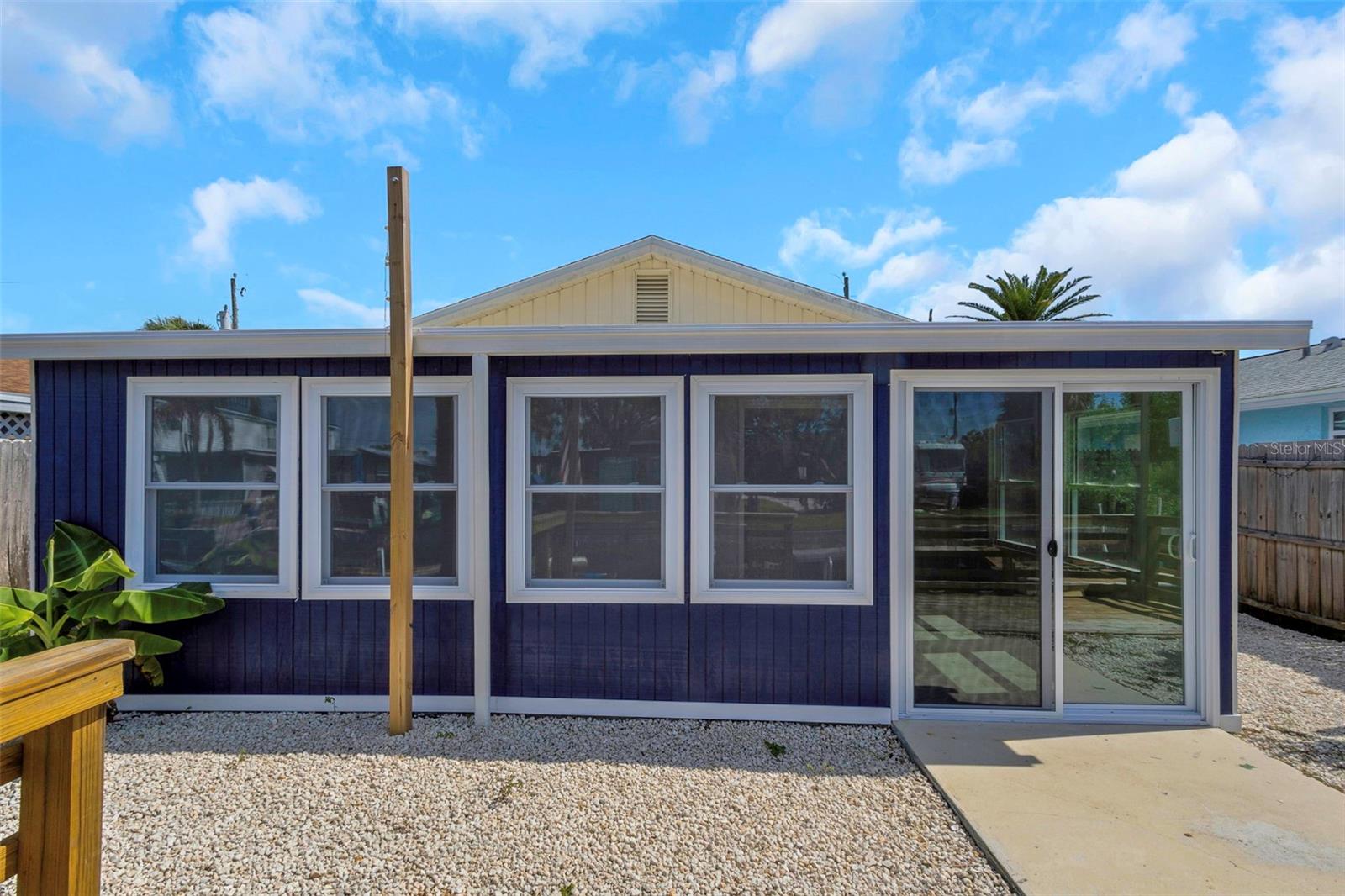 6819 Sanderling Lane