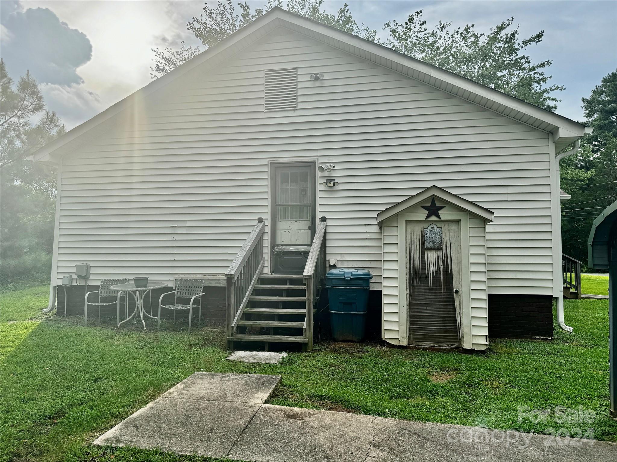 445 Cannon Farm Road