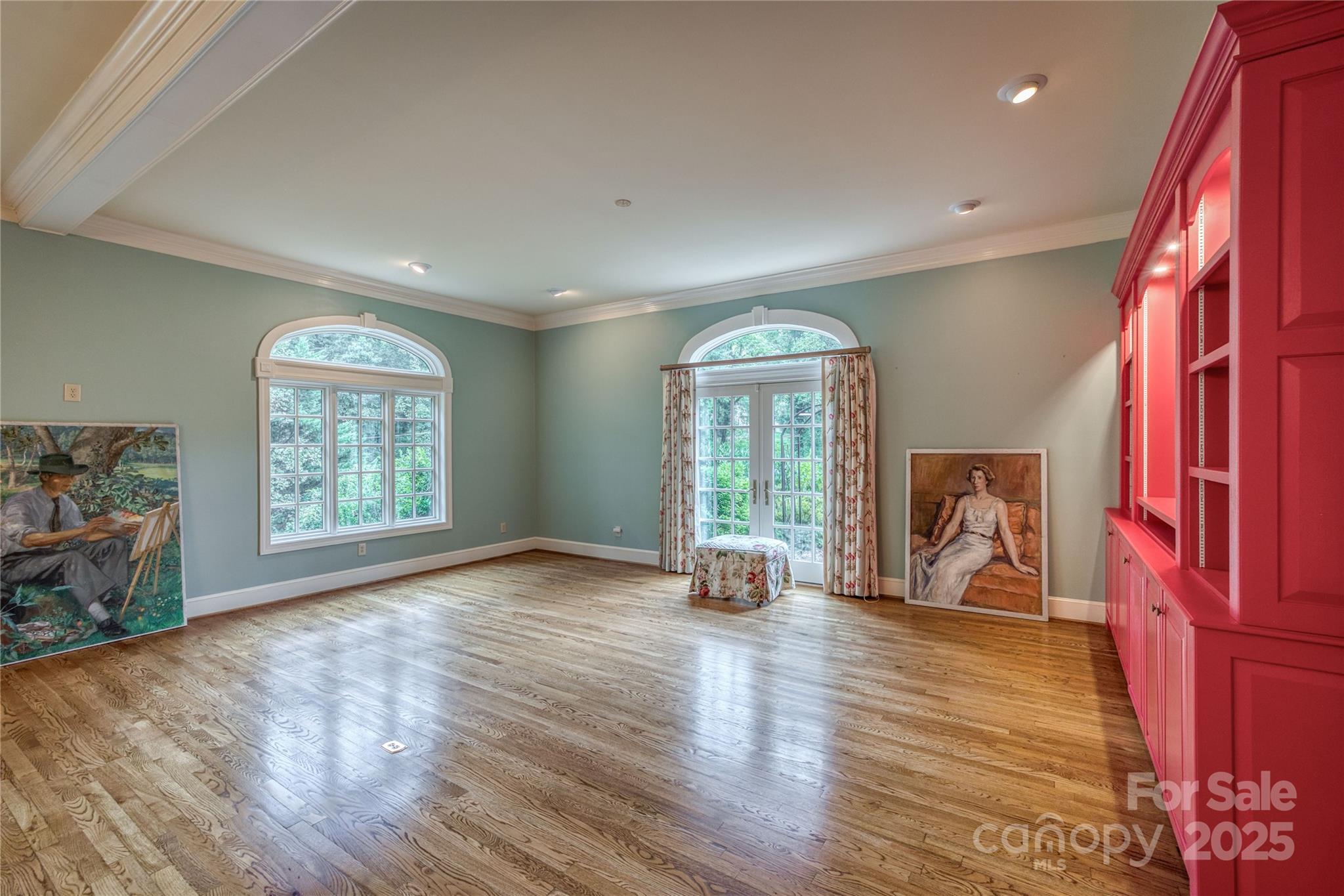 101 Woodland Drive