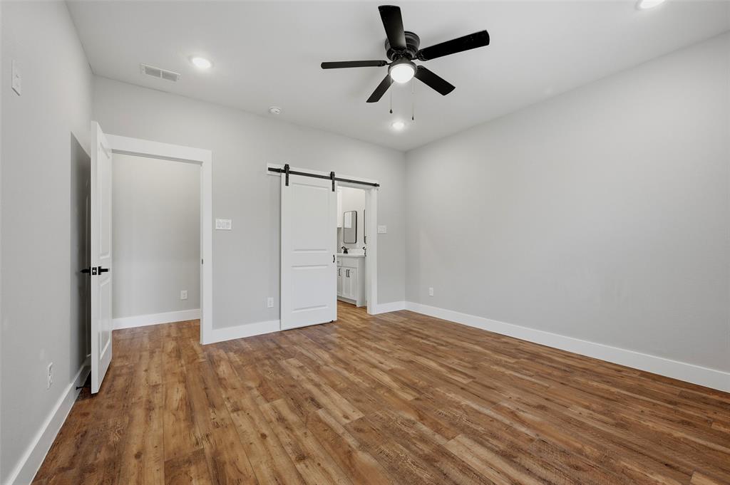 4919 Dry Creek