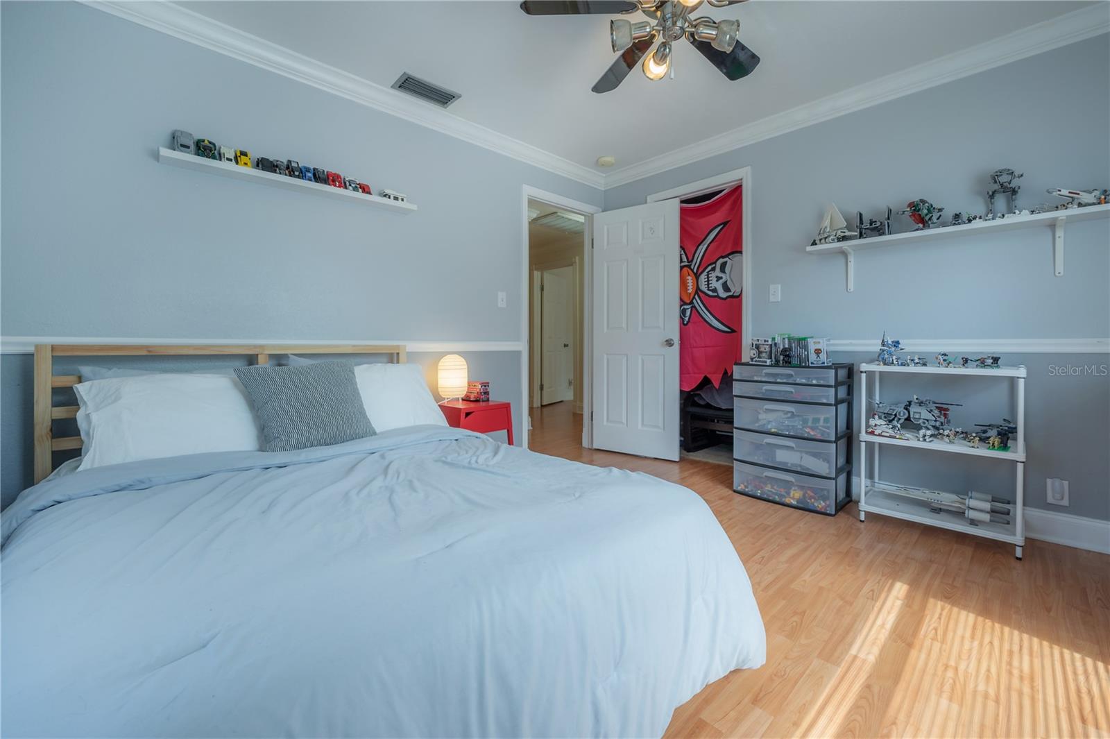 807 W Minnehaha Street 1/2