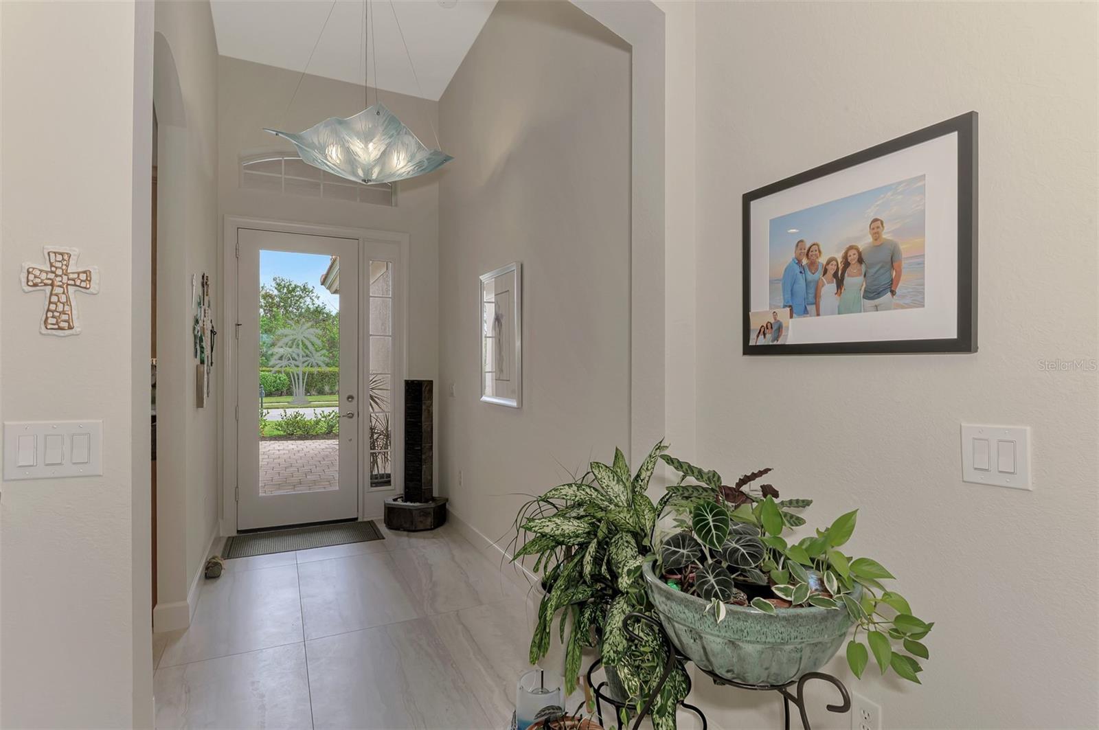 13376 Creekside Lane