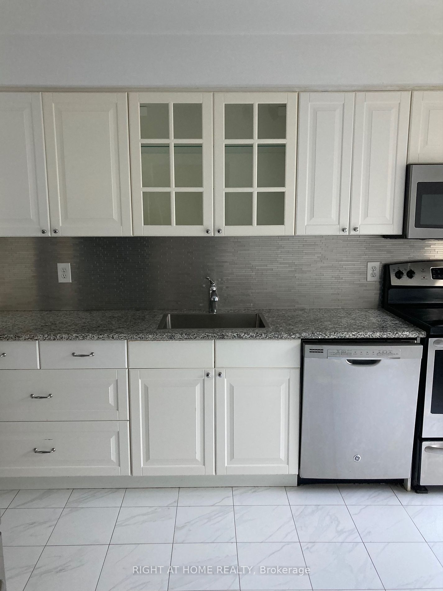 104 Farm Greenway 104