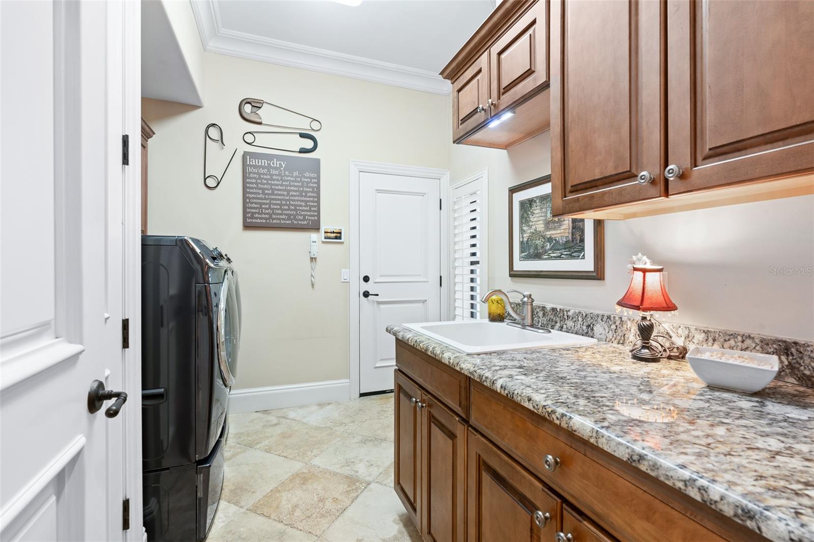 7341 Bella Foresta Place