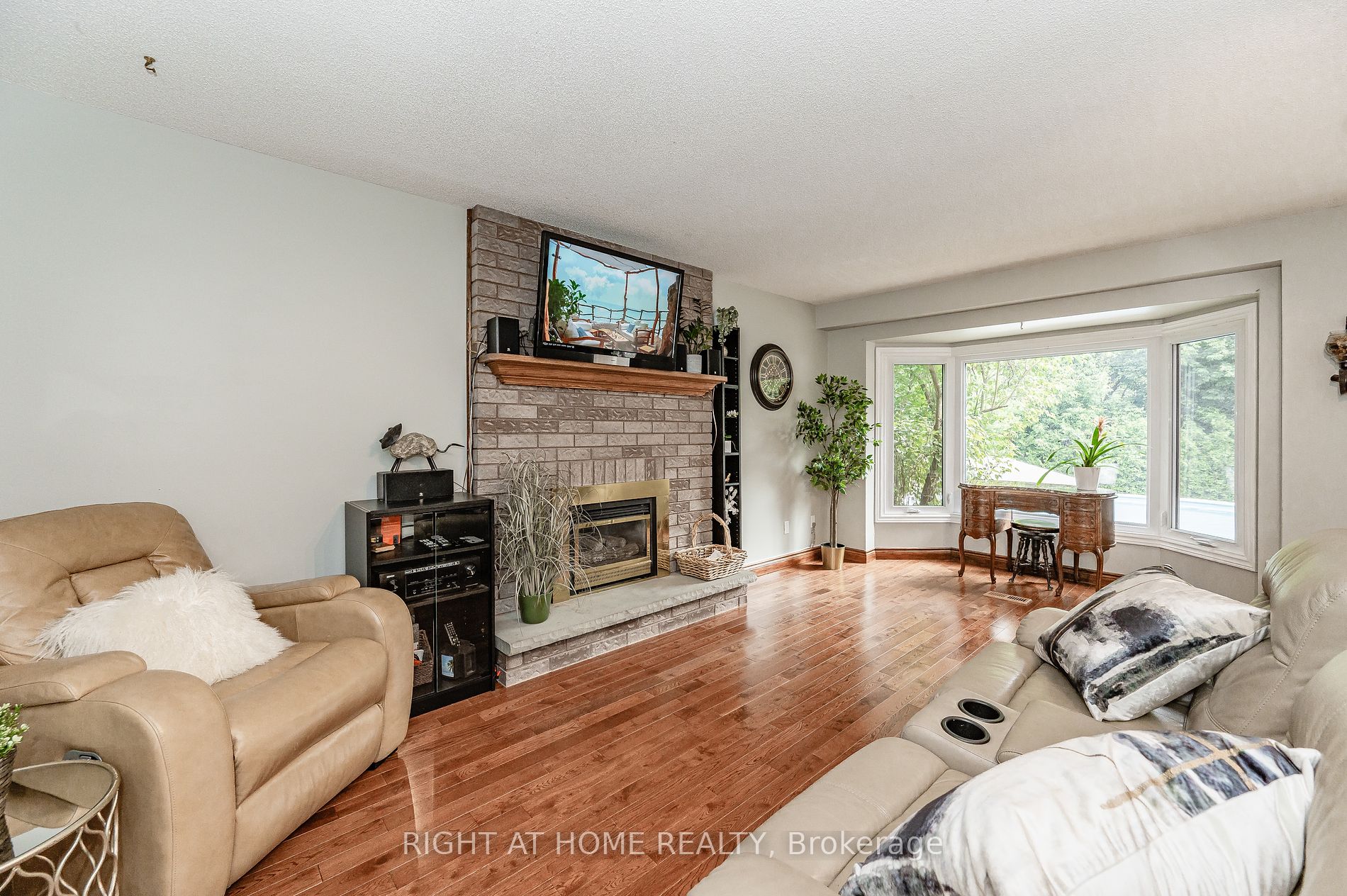 3332 Springvale Crt