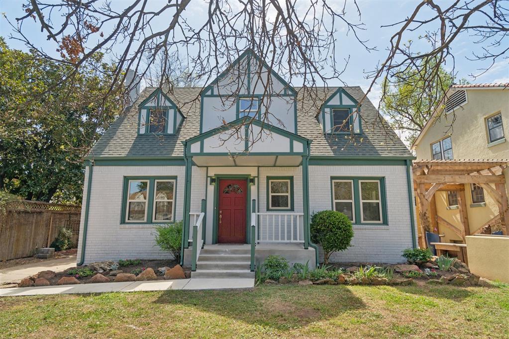 CAMPUS BEAUTY!What a perfect setup.  Live in the front house and rent out the back house.  Perfect for football parents and their OU kids. Great for Air B & B.  Front home is remodeled with new windows, New kitchen and baths, all new heat and air.  Original oak floors refinished.  Brand covered front porch, inside utility located near bedrooms.  This home has a great workshop.  Back house has tall ceilings with large windows,  and an open concept.  Nice downstairs bedroom with a large bath and inside utility hook ups.  Ceramic tile flooring throughout.  Upstairs could be a nice bedroom or great space for study. Large area for parking in the back just off the alley.  Nice wood fence and large drive through gate added in back.  Easy walk to football games, Midway Deli and Downtown.  Come see this campus property with lots of new, but owner kept the character and integrity of old world charm.