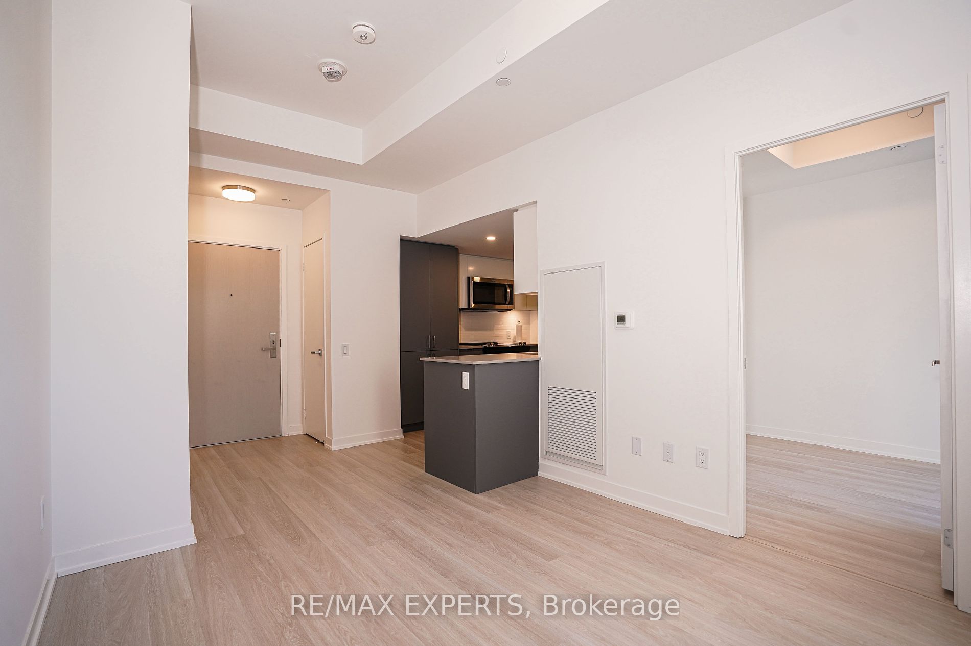 500 Wilson Ave 532