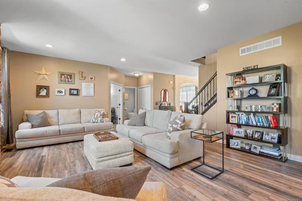 717 Dennison Court