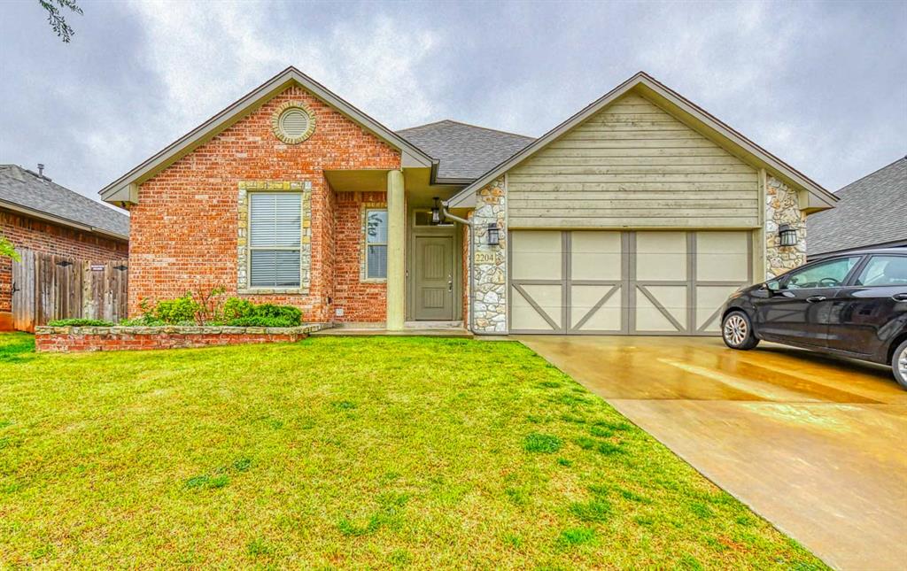 Beautifully maintained home available for lease in the desirable Alameda Park community! This spacious 3-bedroom, 2-bath residence offers an inviting open-concept layout with abundant natural light and neutral finishes throughout. The living room features a cozy focal-point fireplace and flows seamlessly into the dining area—perfect for everyday living and entertaining. The kitchen comes equipped with ample counter space, generous cabinetry, and a functional layout ideal for cooking and meal prep. The private primary suite includes a well-appointed bath and walk-in closet, while the additional bedrooms provide versatile space for guests, a home office, or hobbies.
Enjoy a fully fenced backyard with a covered patio—great for outdoor relaxation. Additional highlights include an attached two-car garage, in-unit laundry hookups, and convenient access to neighborhood parks, shopping, dining, and major roadways.
Move-in ready and easy to love—schedule your showing today!