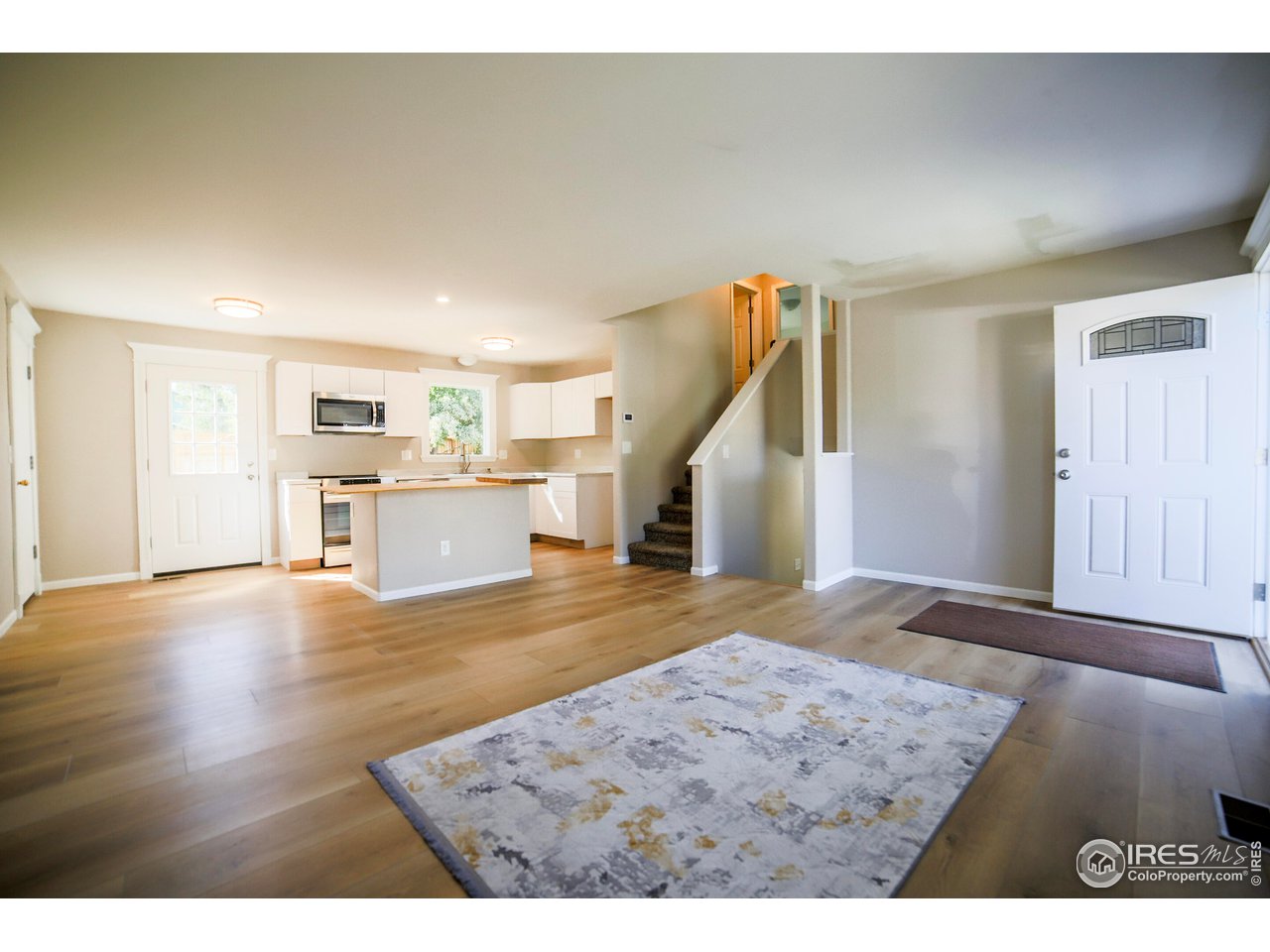 3953 Buena Vista Dr