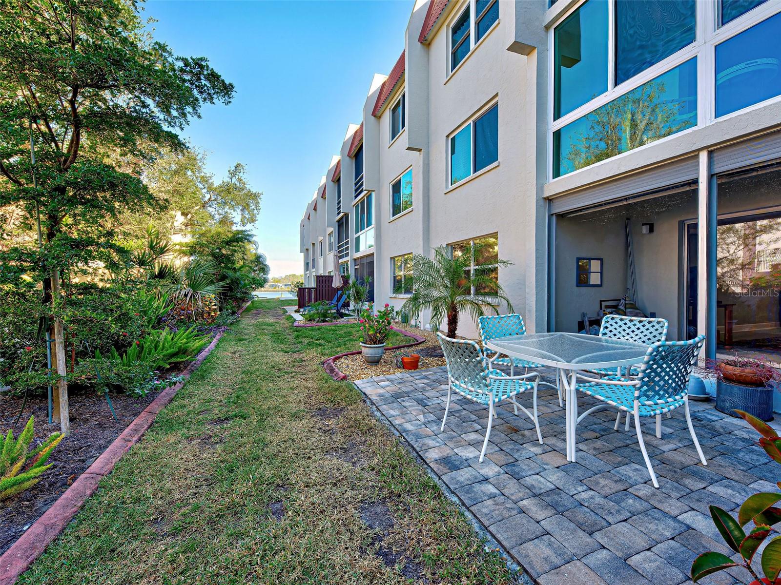 260 Santa Maria Street 109