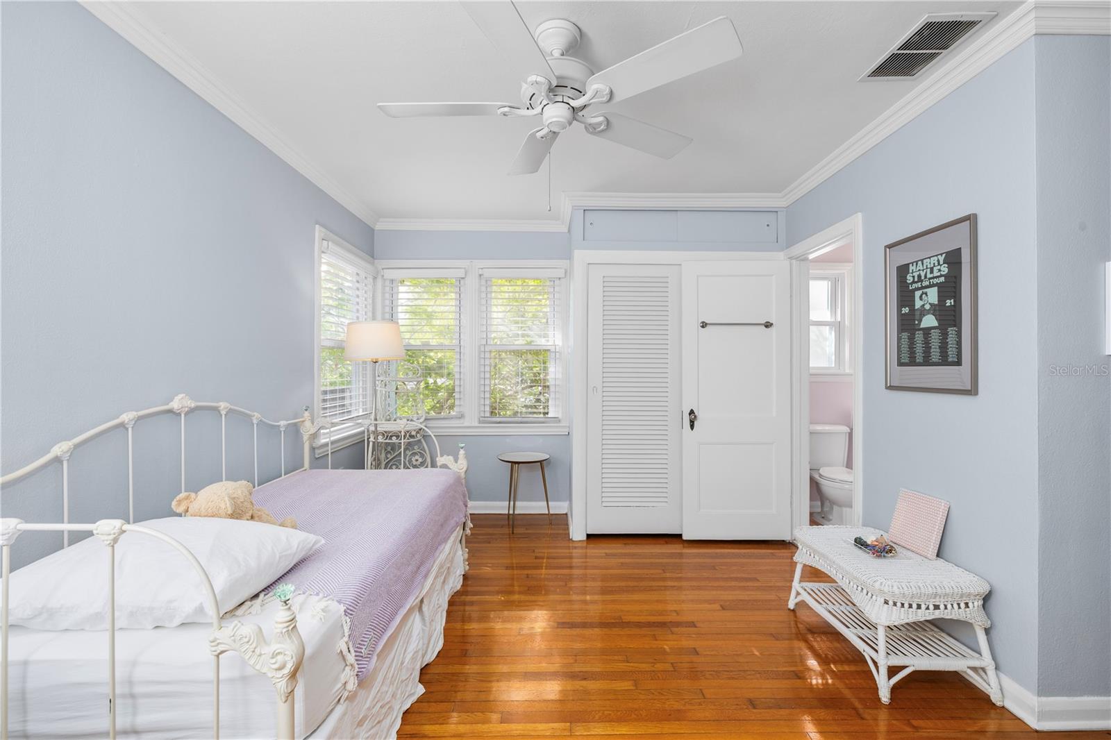 3808 W Granada Street