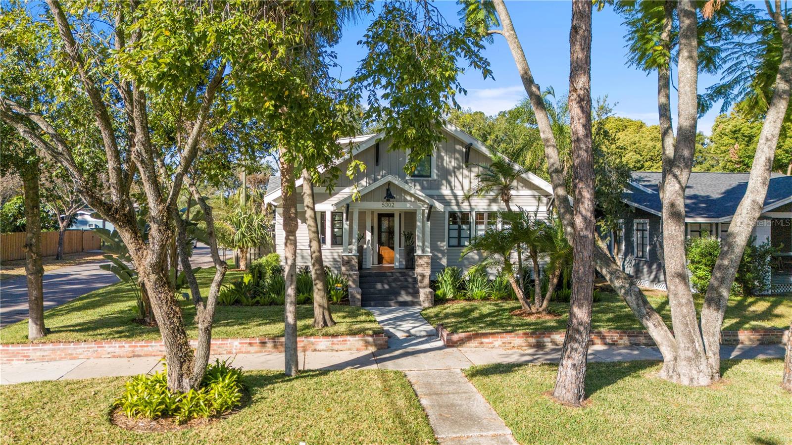 5302 N Central Avenue