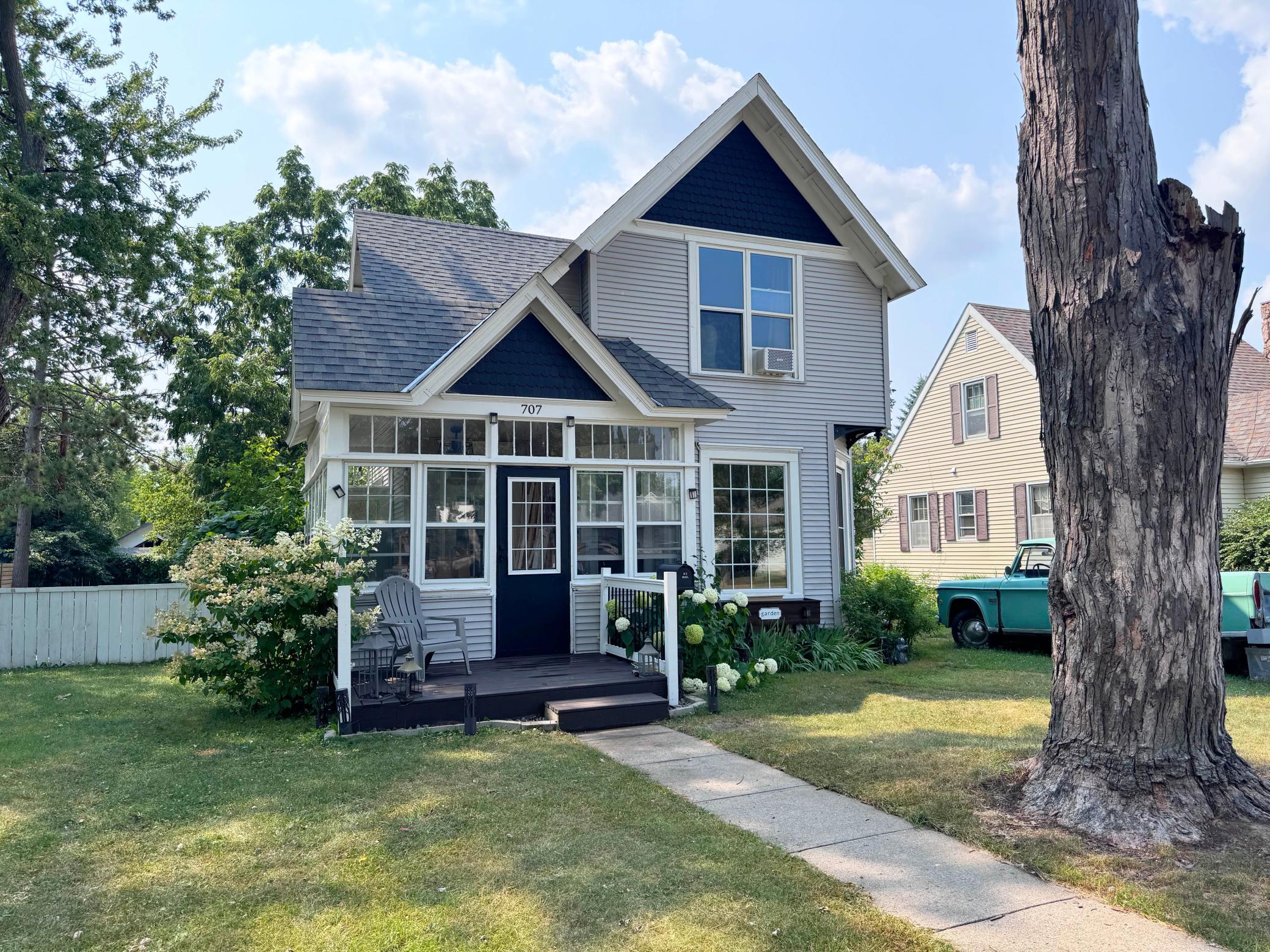 707 N 5th Street