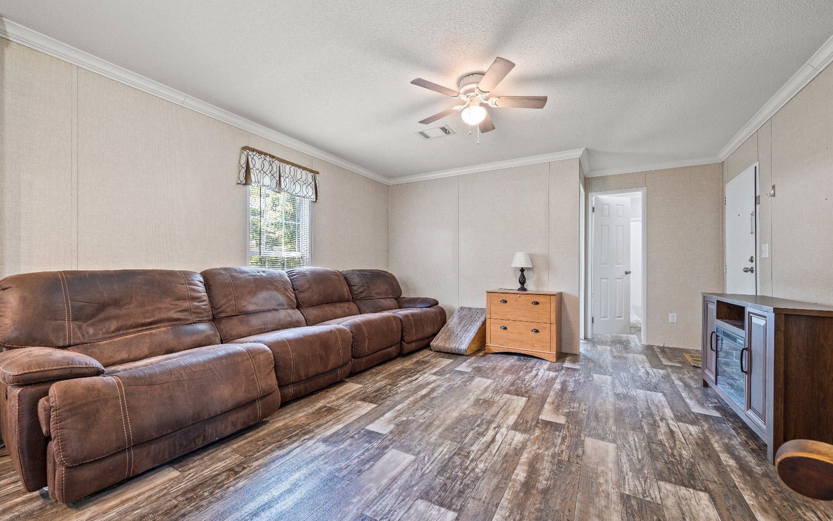 396 NE Beverly Hills Dr.
