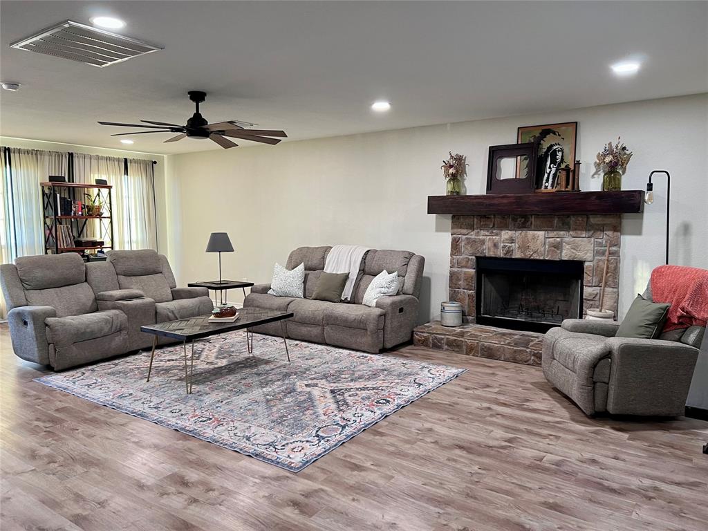 13508 Deussen Road