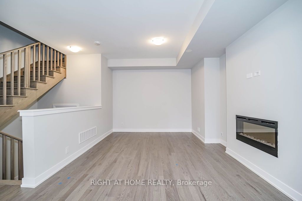92 William Shearn Cres