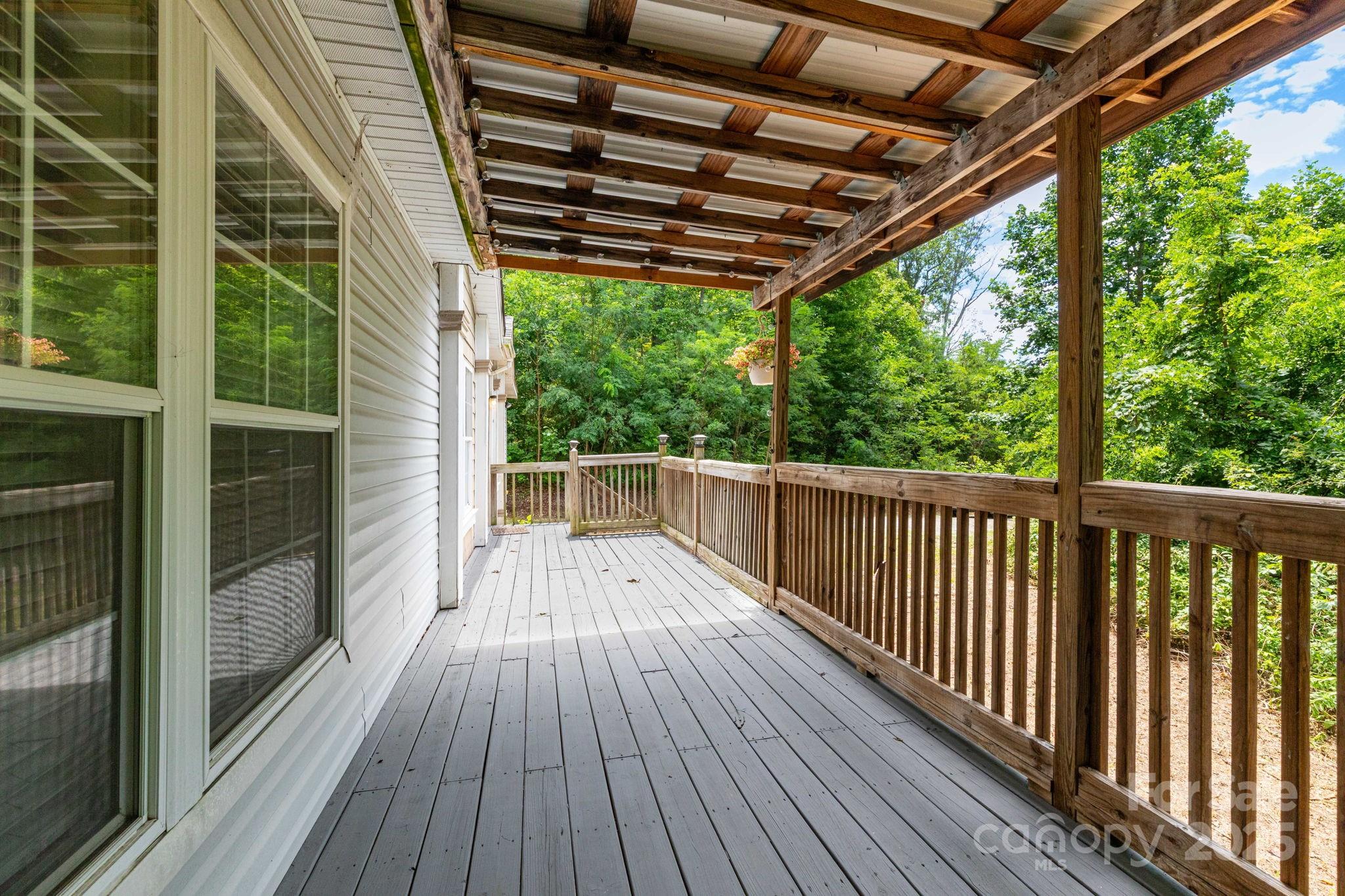 16 Rusty Clay Ridge
