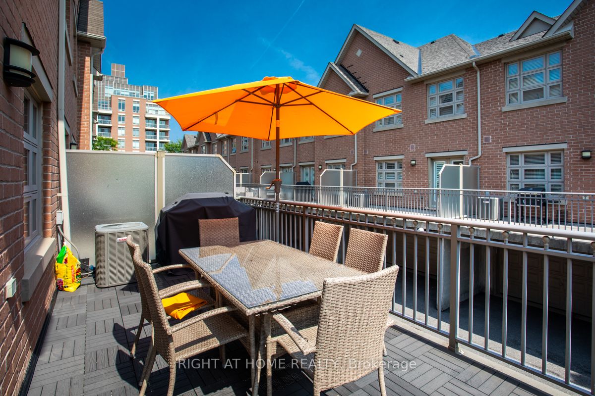 2460 Prince Michael Dr 28