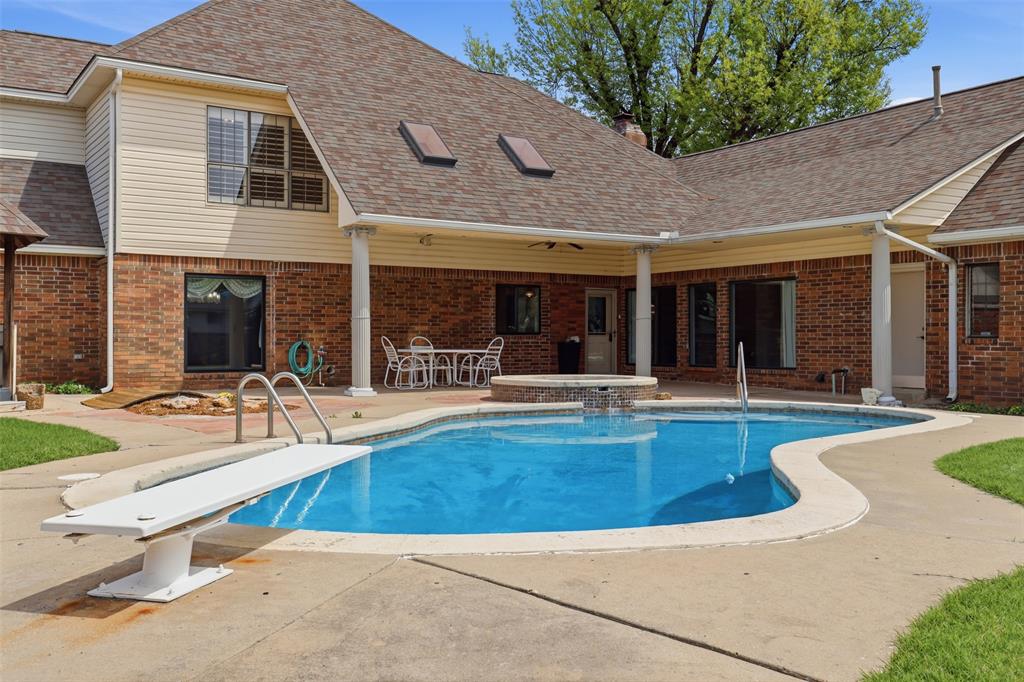 8204 Brownsville Lane