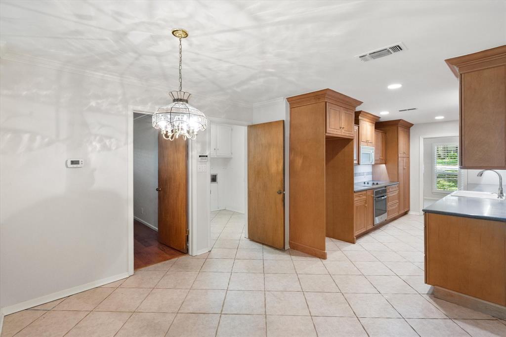 3408 Lynnwood Drive