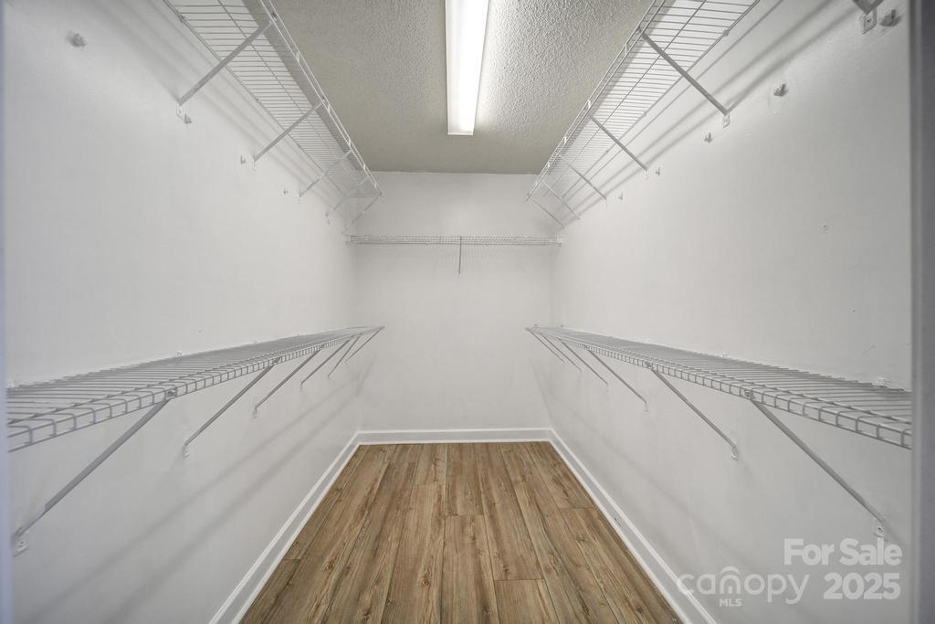 4394 Mountain Creek Road