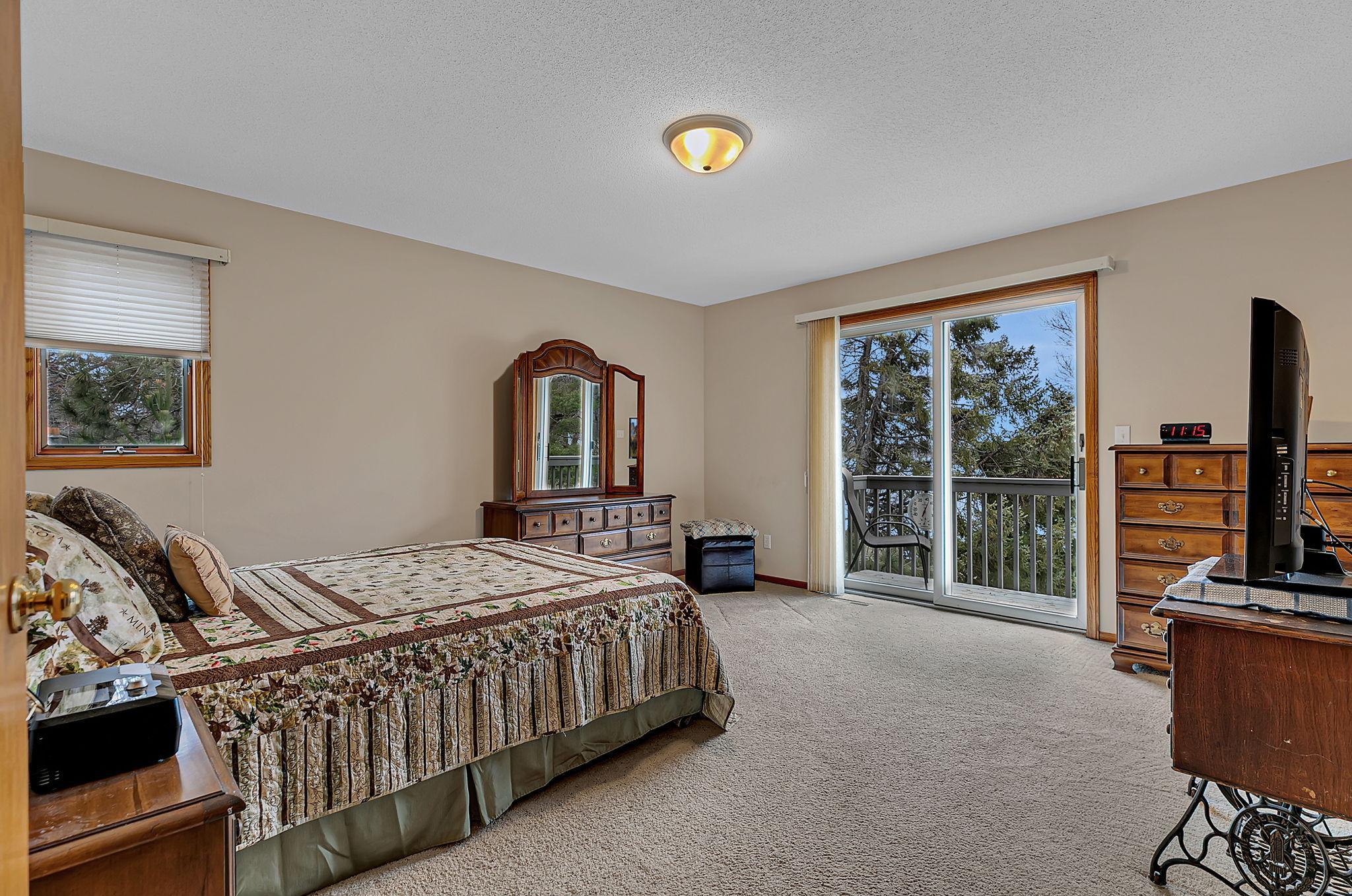 9900 W Lake Court