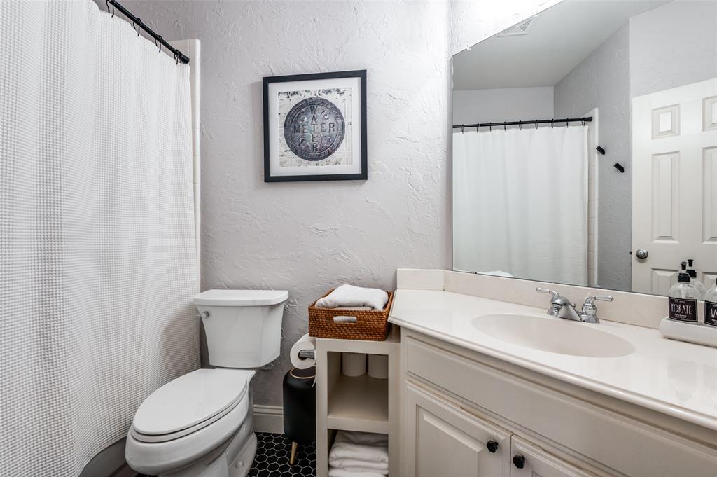 4402 Voyager Drive