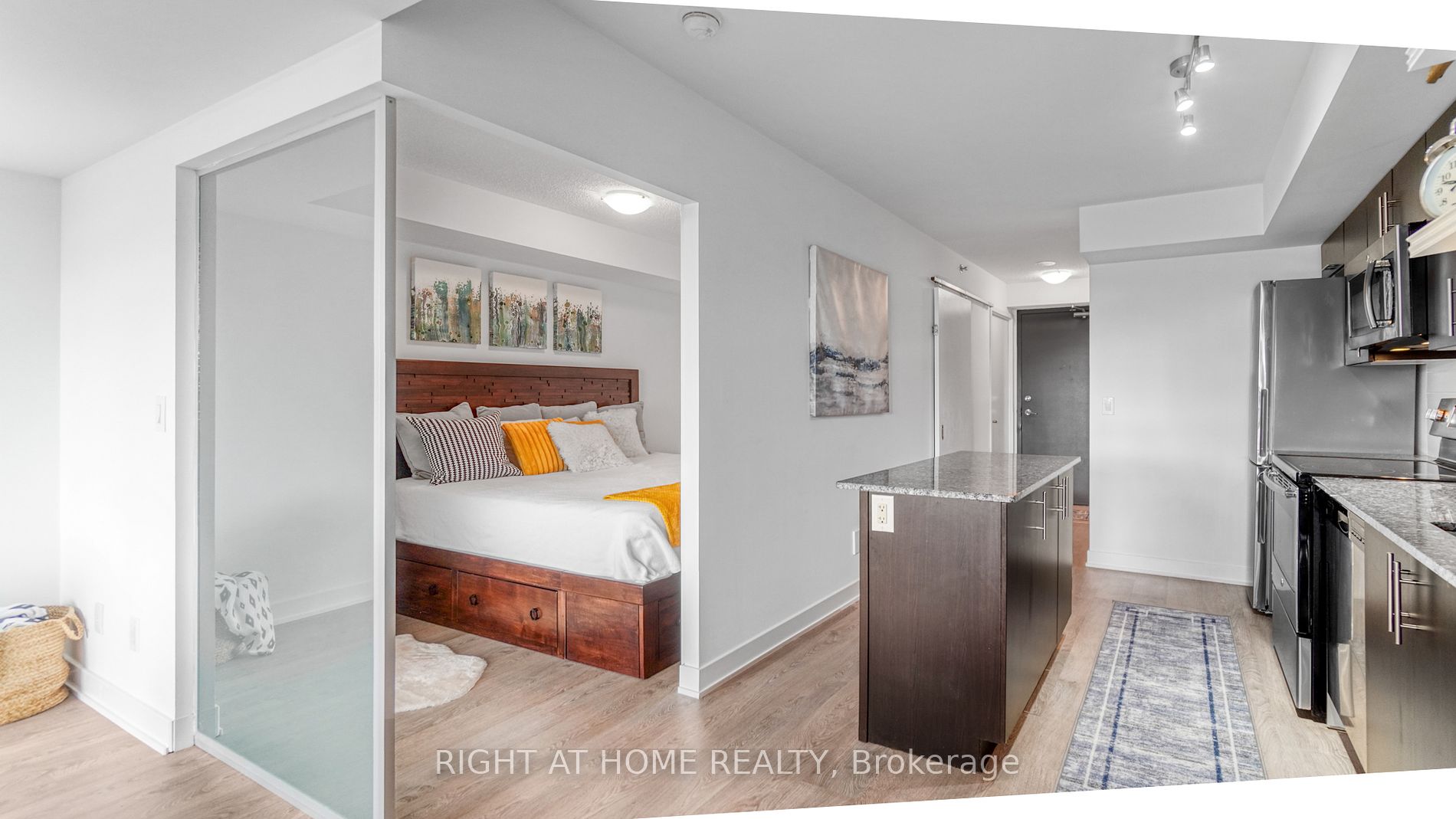 11 Superior Ave 207