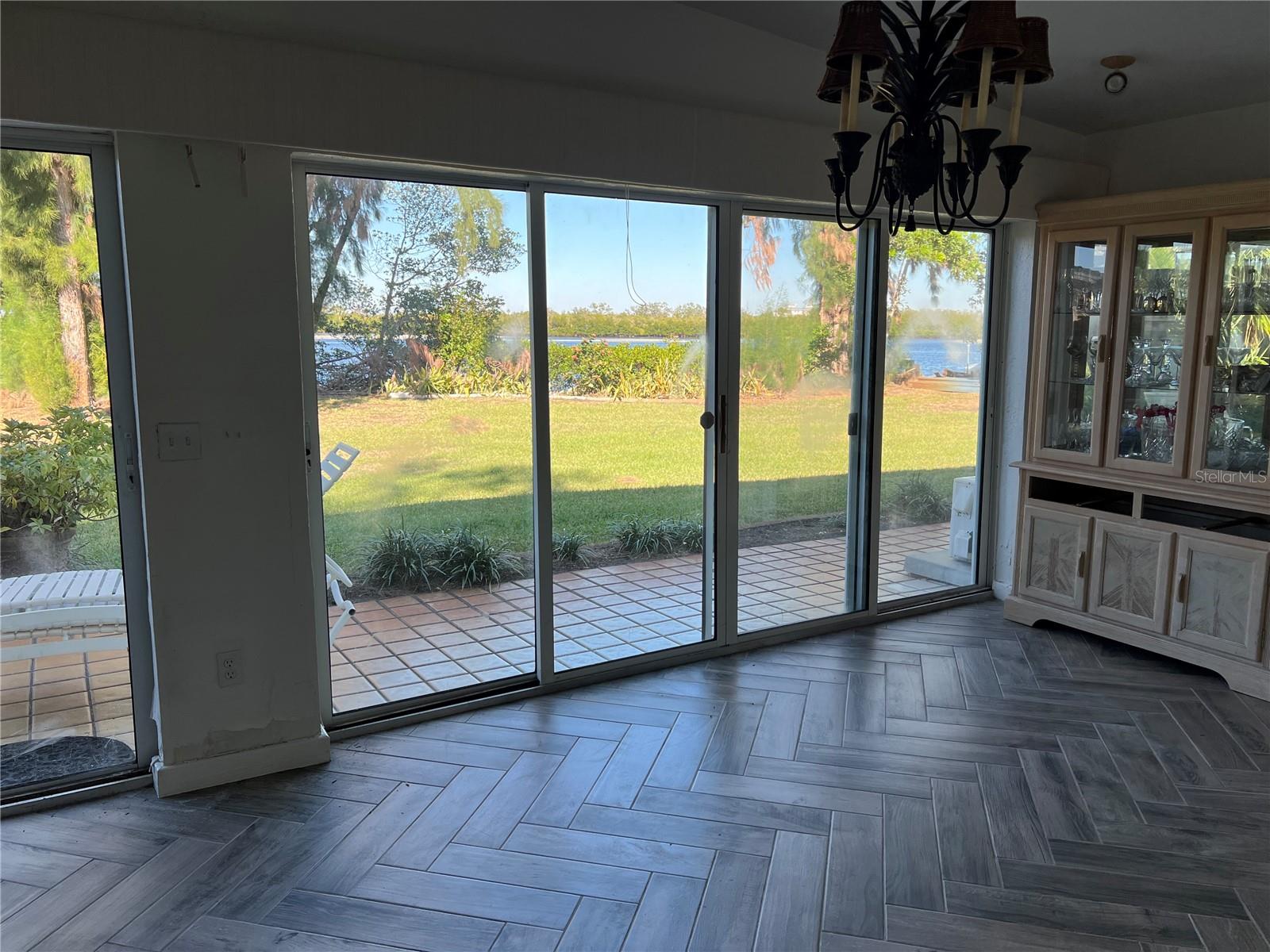 703 32nd Street Court E