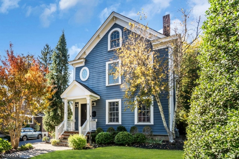 8 Chestnut St