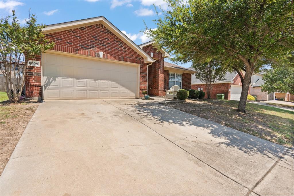 6804 Red Rock Trail