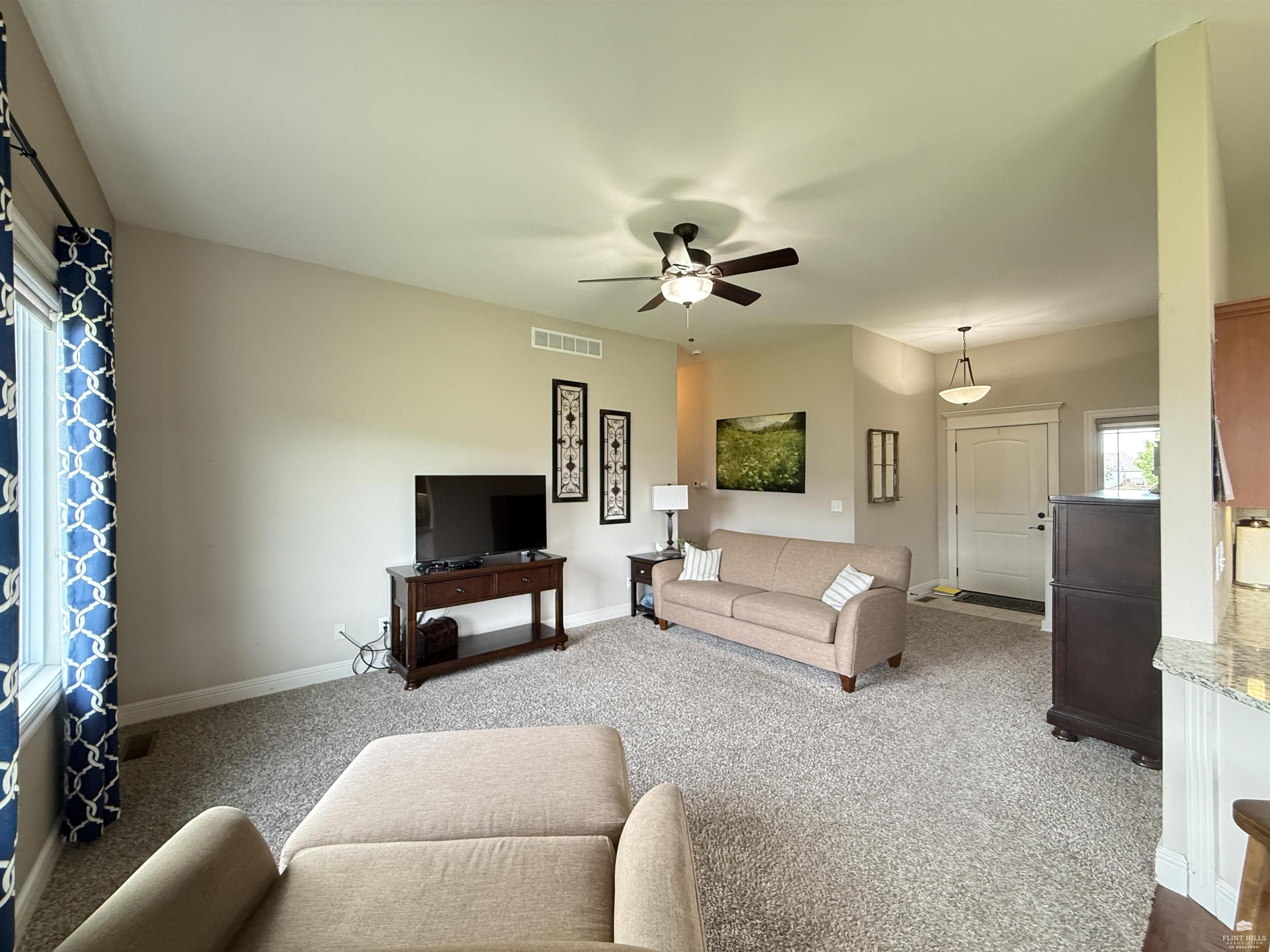 9946 Rosemary Lane