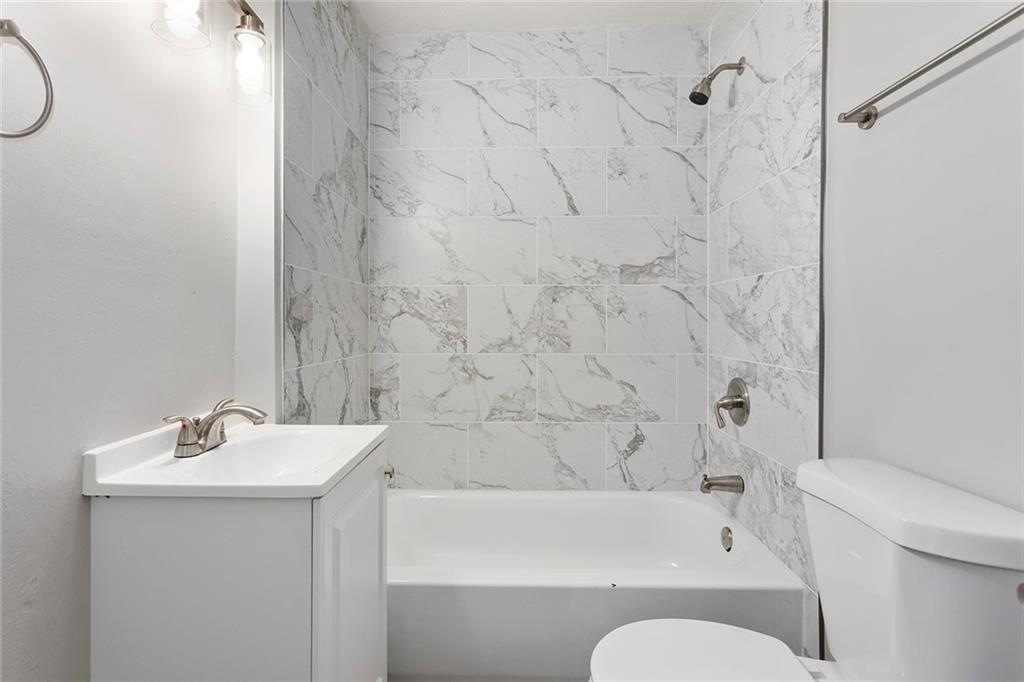 412 N Fairview Avenue