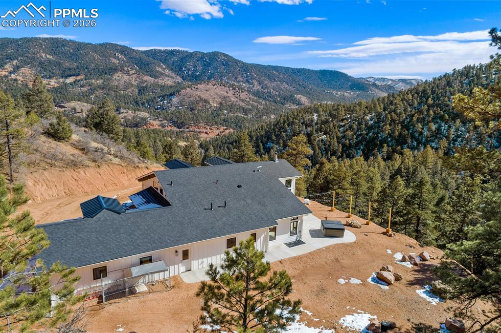 737 Creek Side Drive