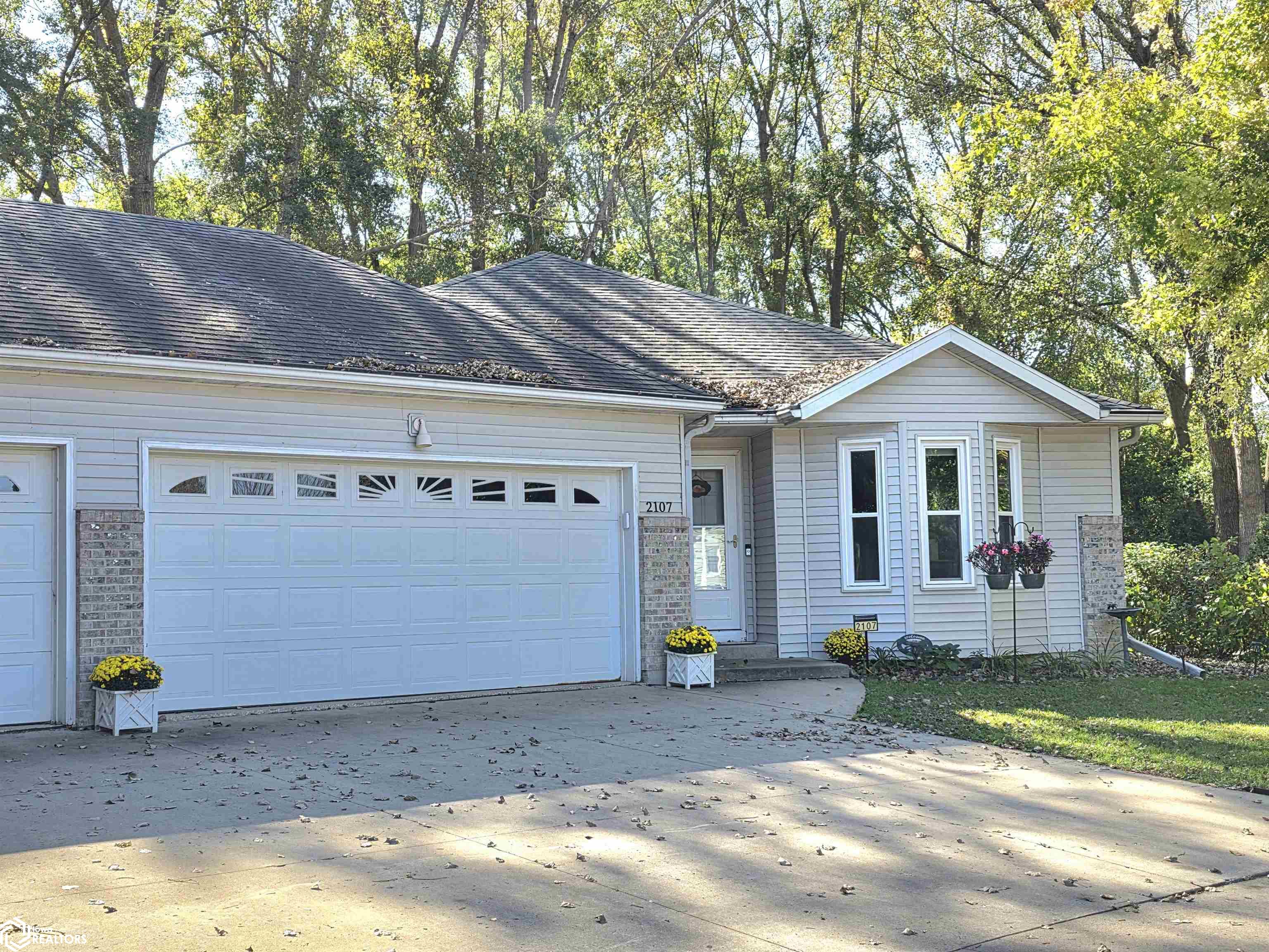 2107 Springview Drive