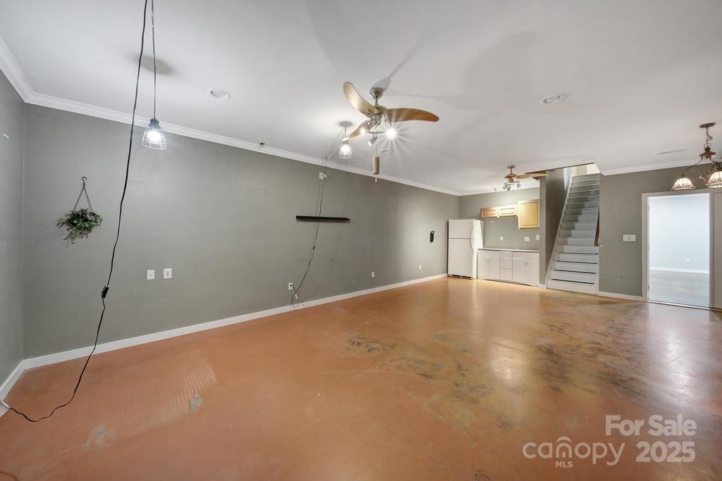 4394 Mountain Creek Road