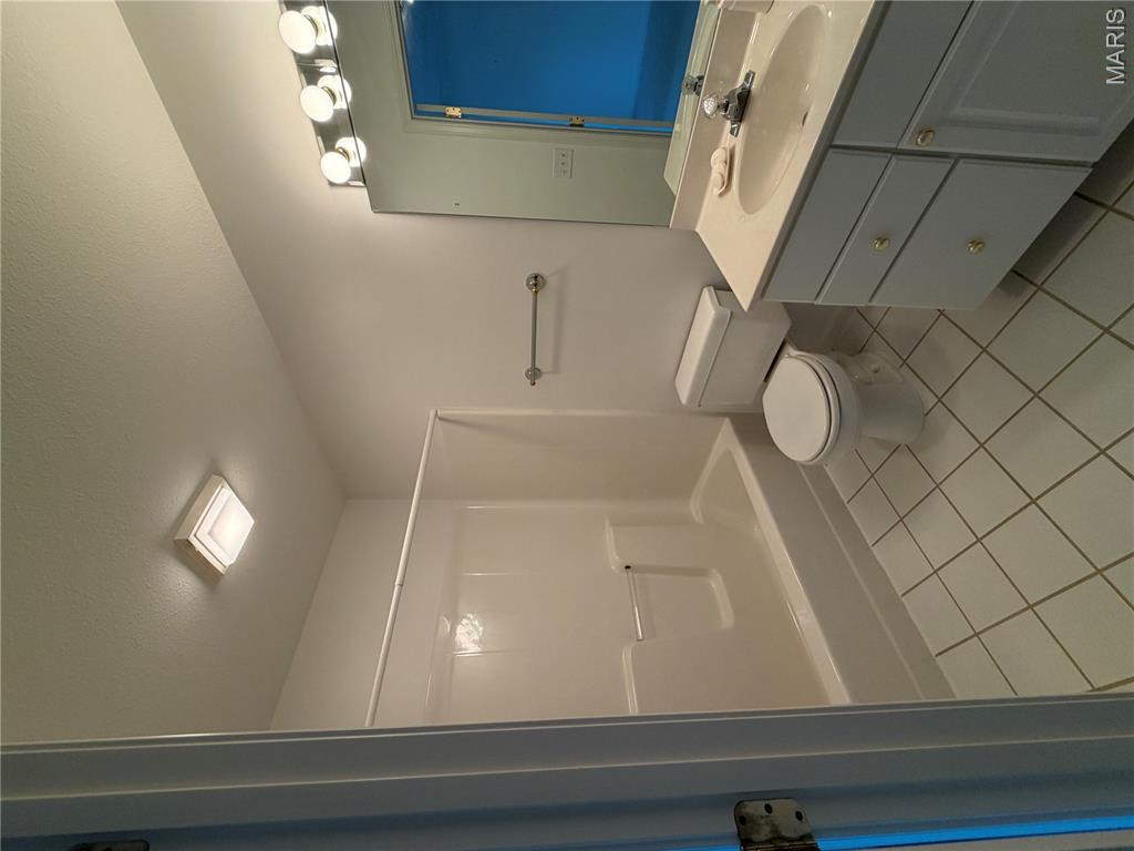 17 Orchard Point Road