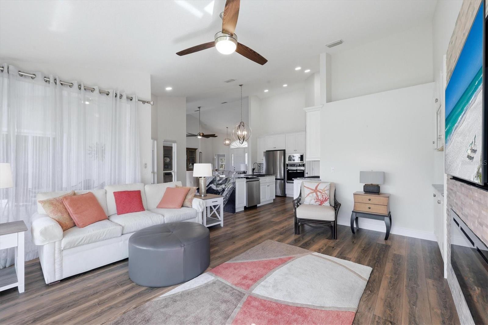 14402 Bridgeview Lane