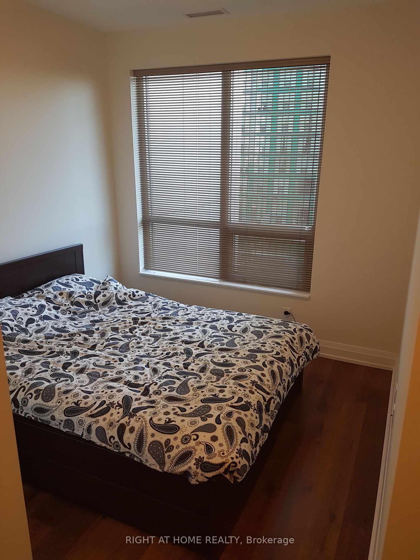 2 Anndale Dr 902