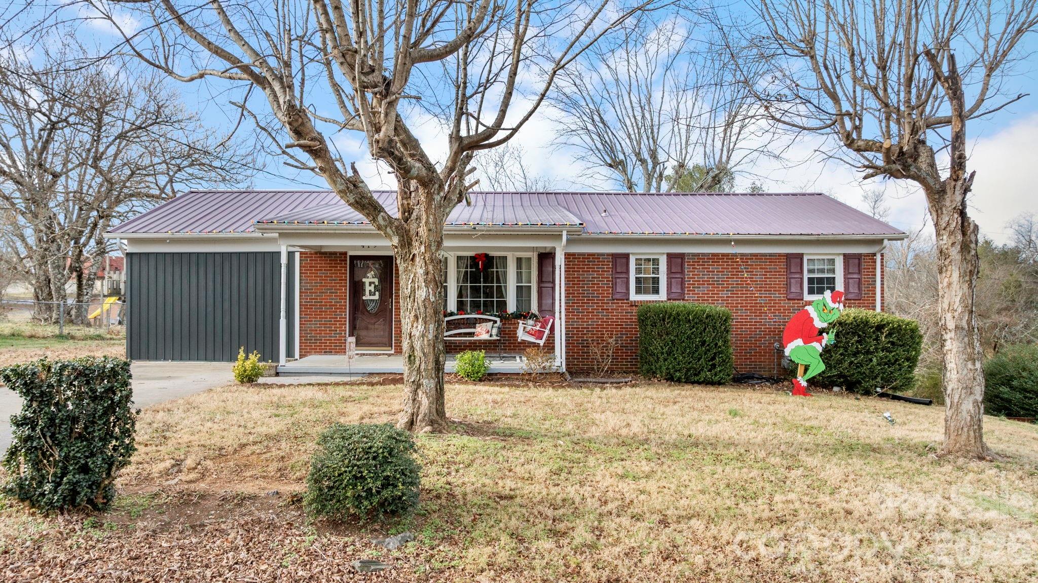 419 Hudson Heights