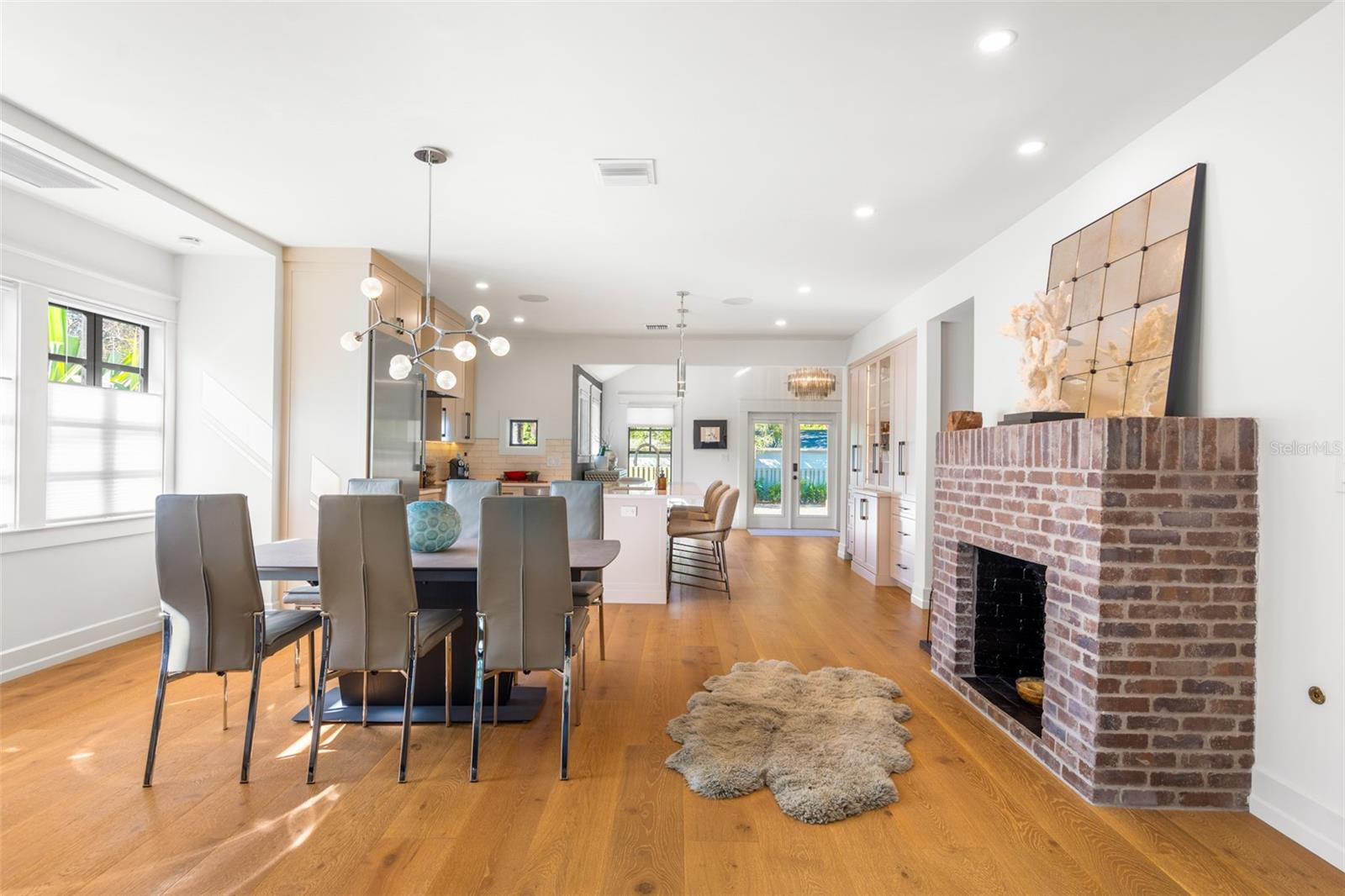 5302 N Central Avenue