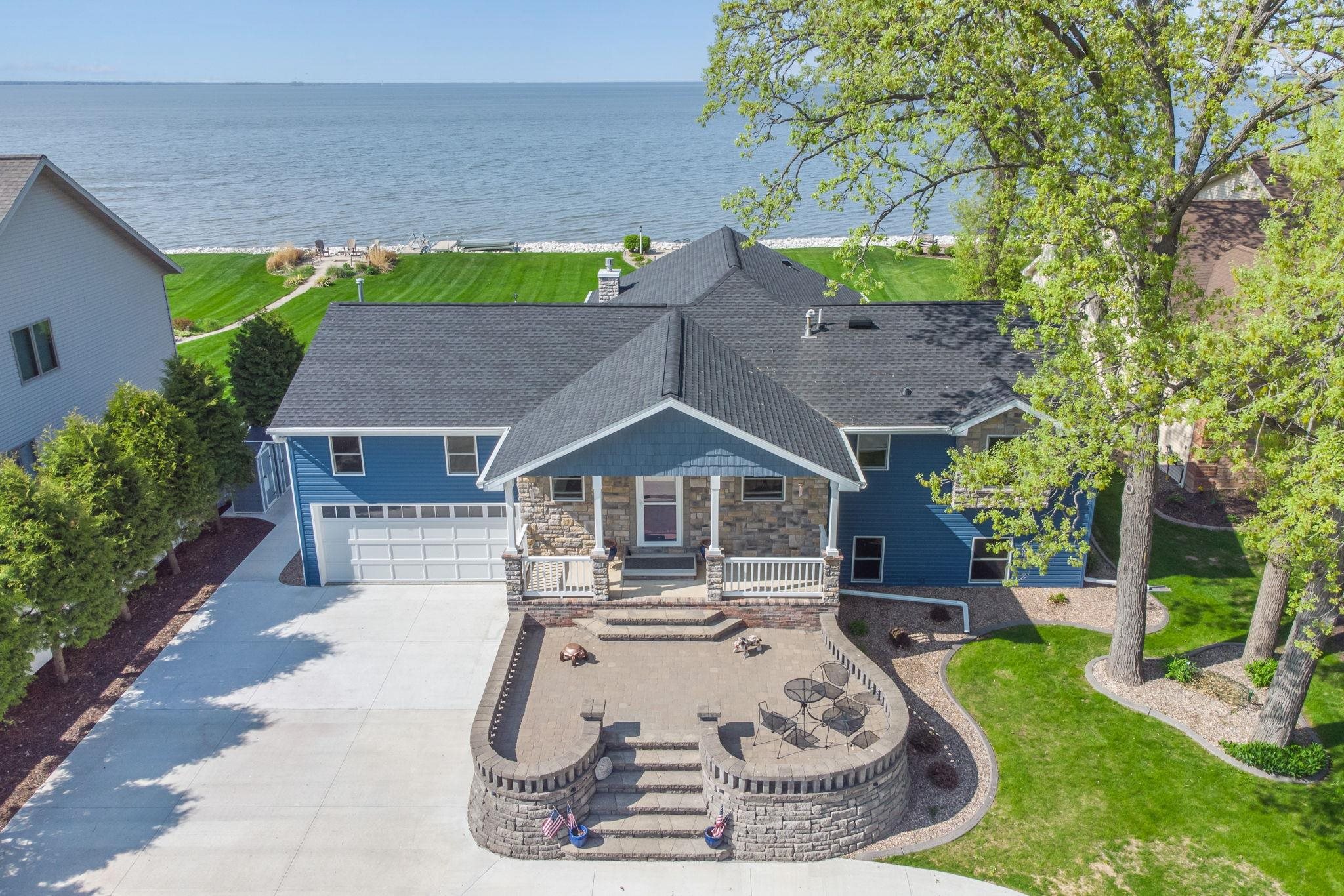 2655 EAST SHORE Drive