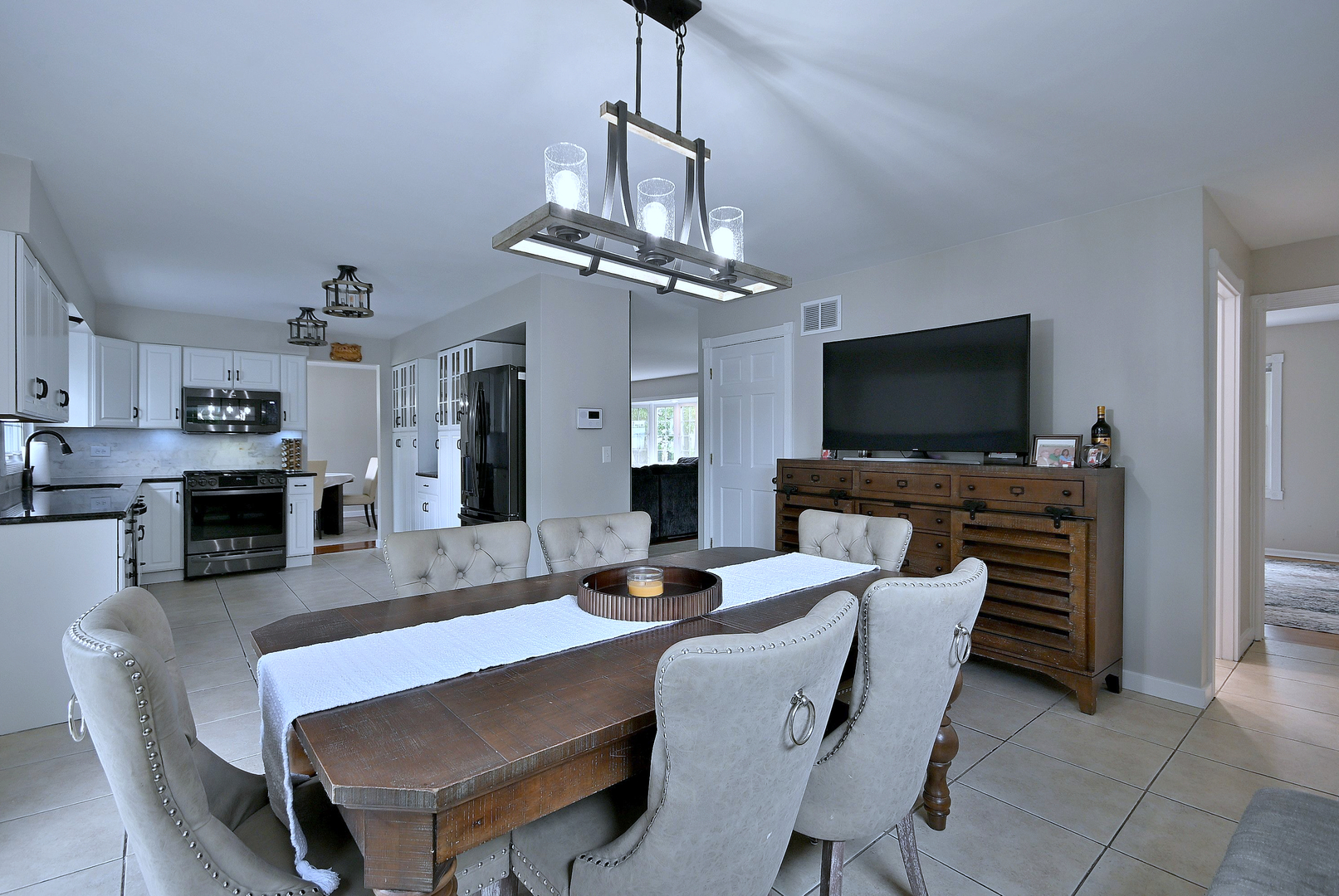 101 E Bryn Mawr Avenue