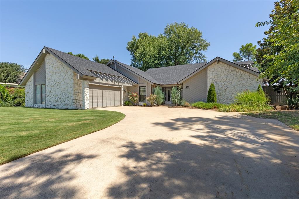 This Brookhaven home has been thoughtfully updated and completely remodeled. The open-concept living, dining, and kitchen showcase rich wood floors, granite countertops, double ovens (including convection), an induction cooktop, and a new built-in ice machine (2025)—perfect for cooking and entertaining. The spacious master suite is a true retreat with a jetted tub, walk-in shower, and an oversized walk-in closet.

Step outside to your own private backyard oasis, featuring an inground saltwater pool, gazebo, and a newly completed retaining wall (2024). Recent upgrades include a new dishwasher (2025), new hot water heater (2025), new pool pump (2025), fresh carpet (2023), and a newer roof and gutters (2021). The home’s exterior was also refreshed with new paint in 2021. 

Located in the highly sought-after Norman school district and just minutes from shopping, dining, and entertainment, this home combines modern convenience, luxury, and location in one perfect package