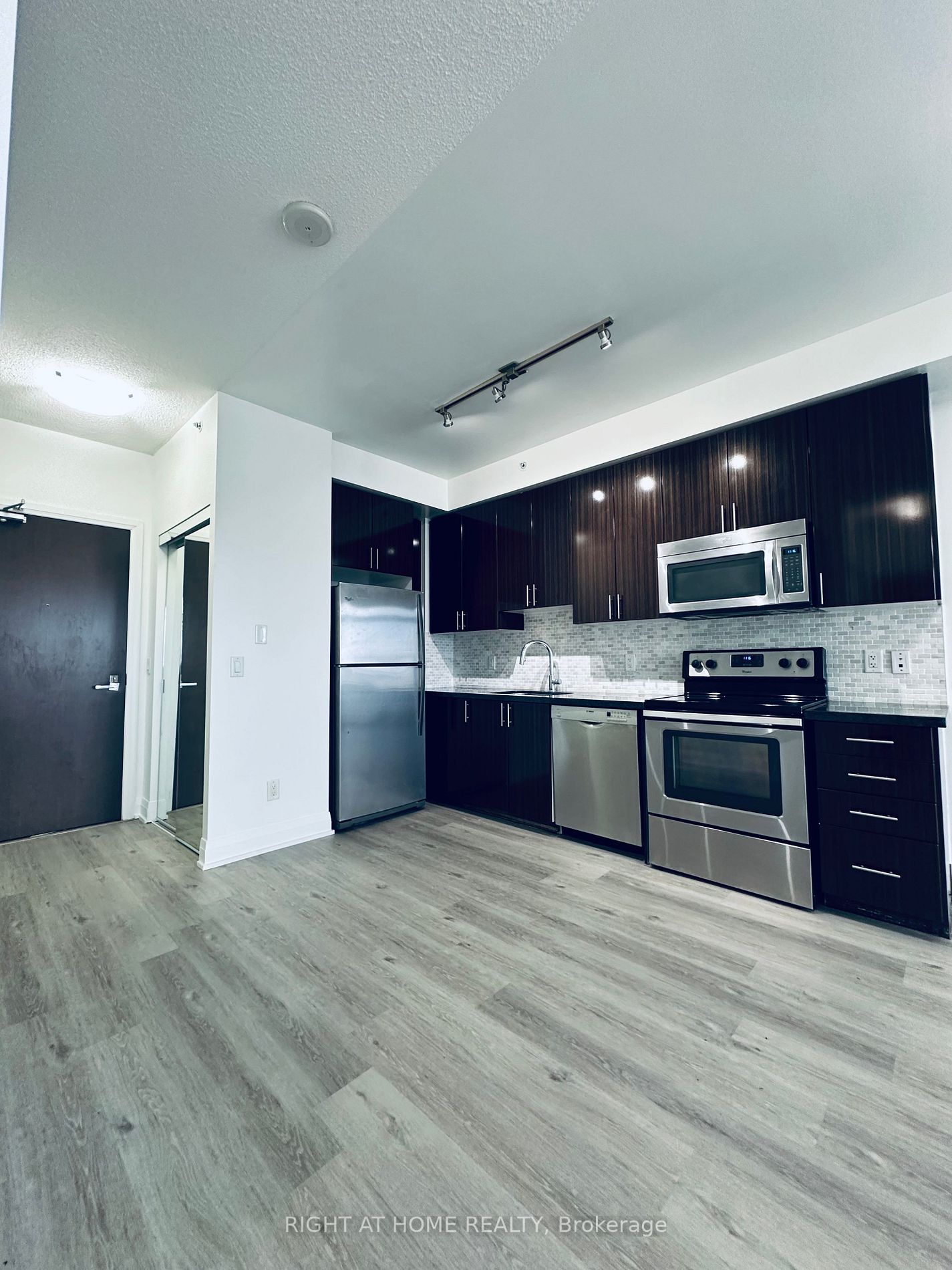 75 North Park Rd 1210