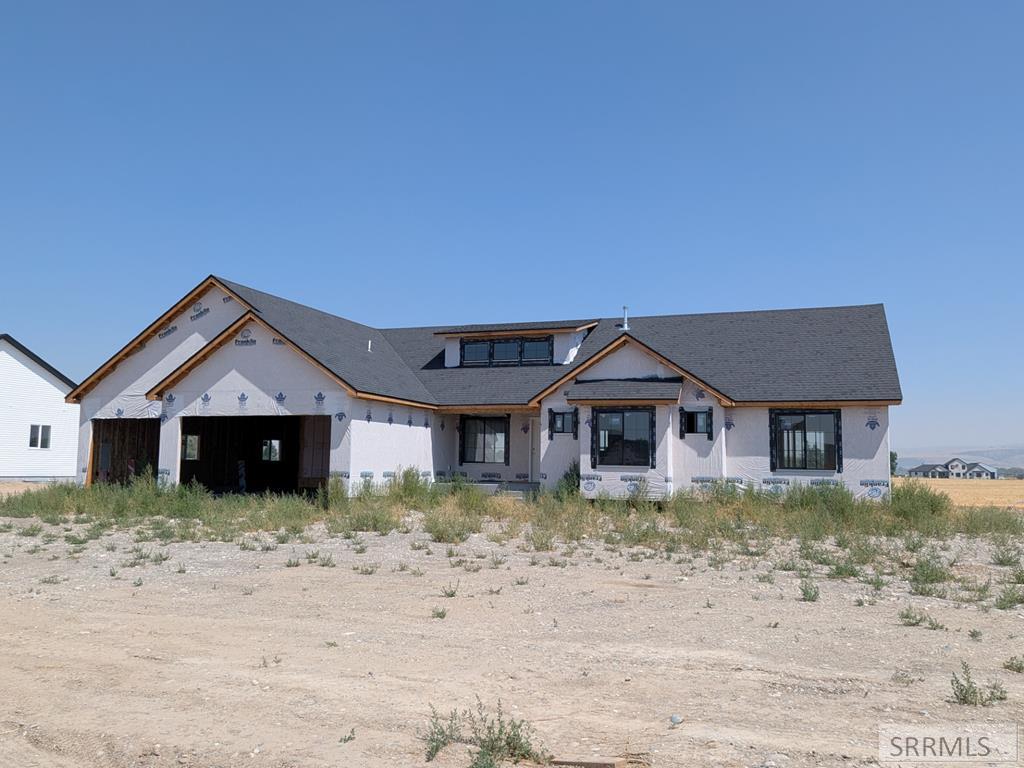 671 Glacier Ave