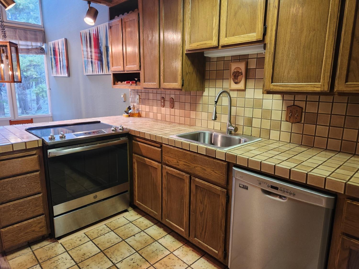 300 Bear Valley Rd. #7