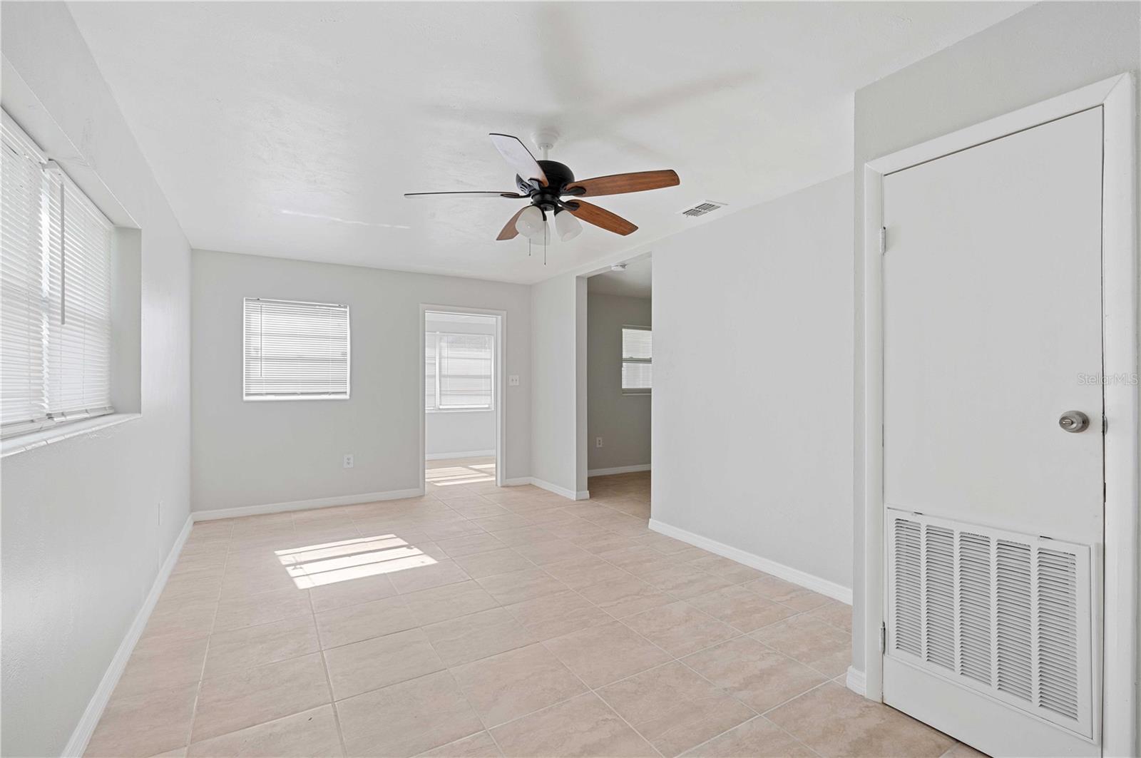 2112 Bassedena Circle W
